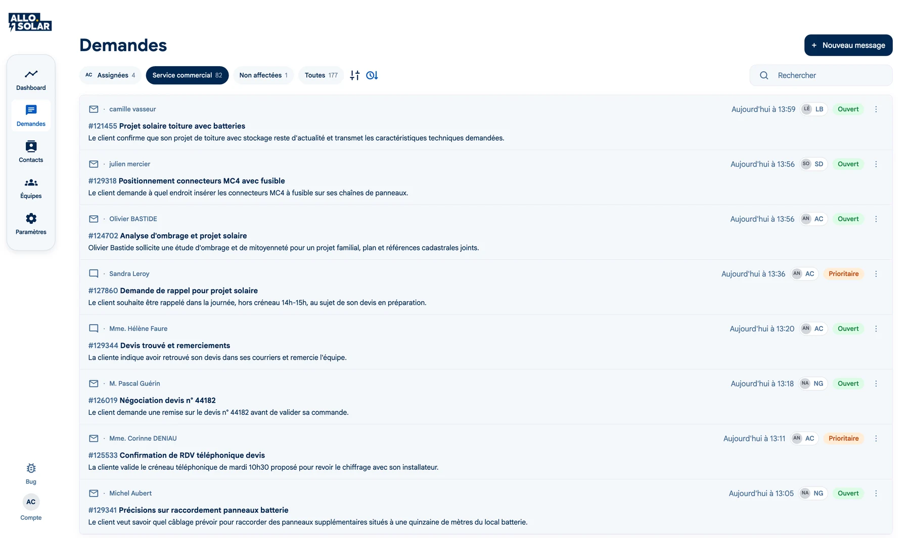 File des demandes clients dans AlloCRM, triée par équipe et par priorité